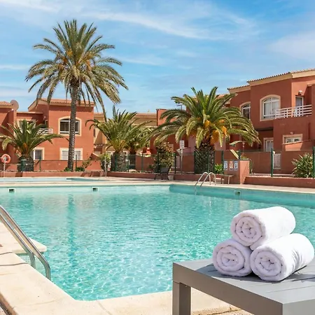 3br House With Pool Casa vacanze *